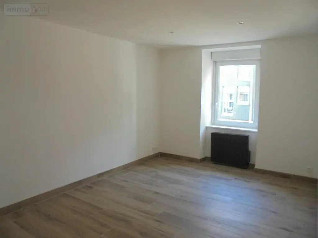 Location appartement Landivisiau 29400 Finistère 29 90 m2 4 pièces 650 euros 4159 008