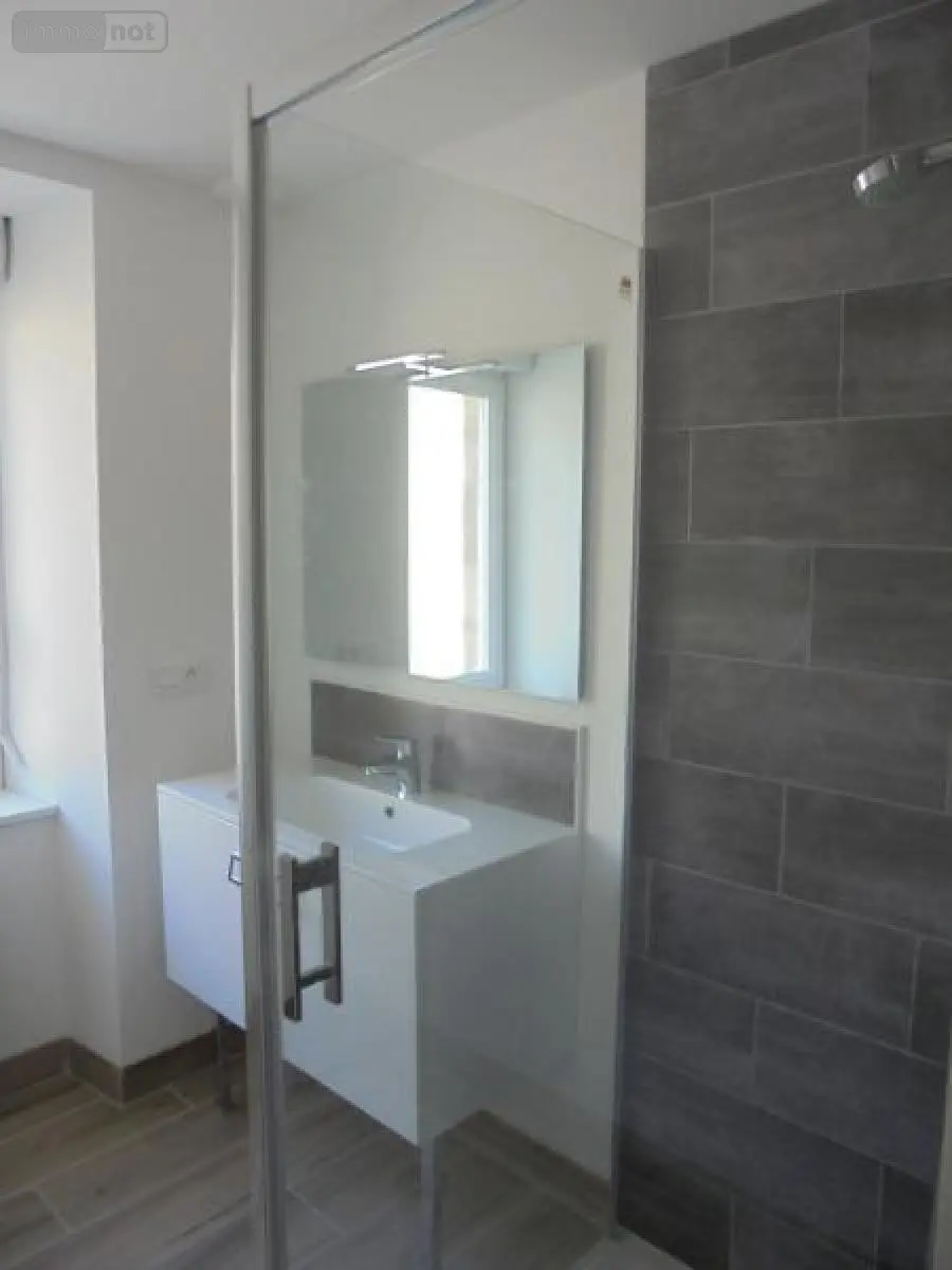 Location appartement Landivisiau 29400 Finistère 29 90 m2 4 pièces 650 euros 4159 010