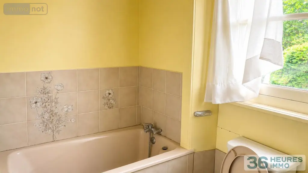 Propriete a vendre Guingamp 22200 Côtes-d'Armor 22 441 m2 18 pièces 314000 euros Cheuvreux G1-VI 011