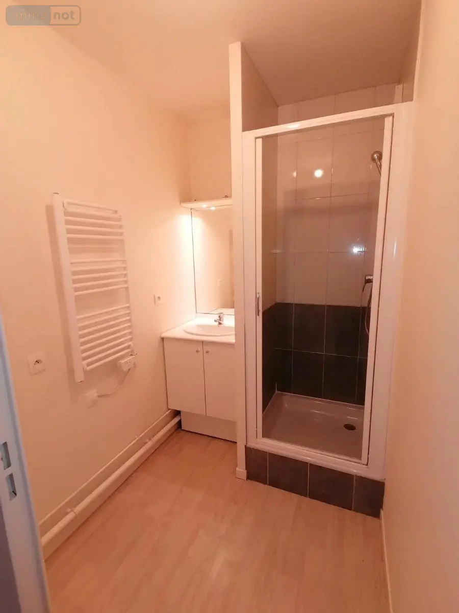 Location appartement Noyal-Châtillon-sur-Seiche 35230 Ille-et-Vilaine 35 65 m2 3 pièces 781 euros 35129-7151 005