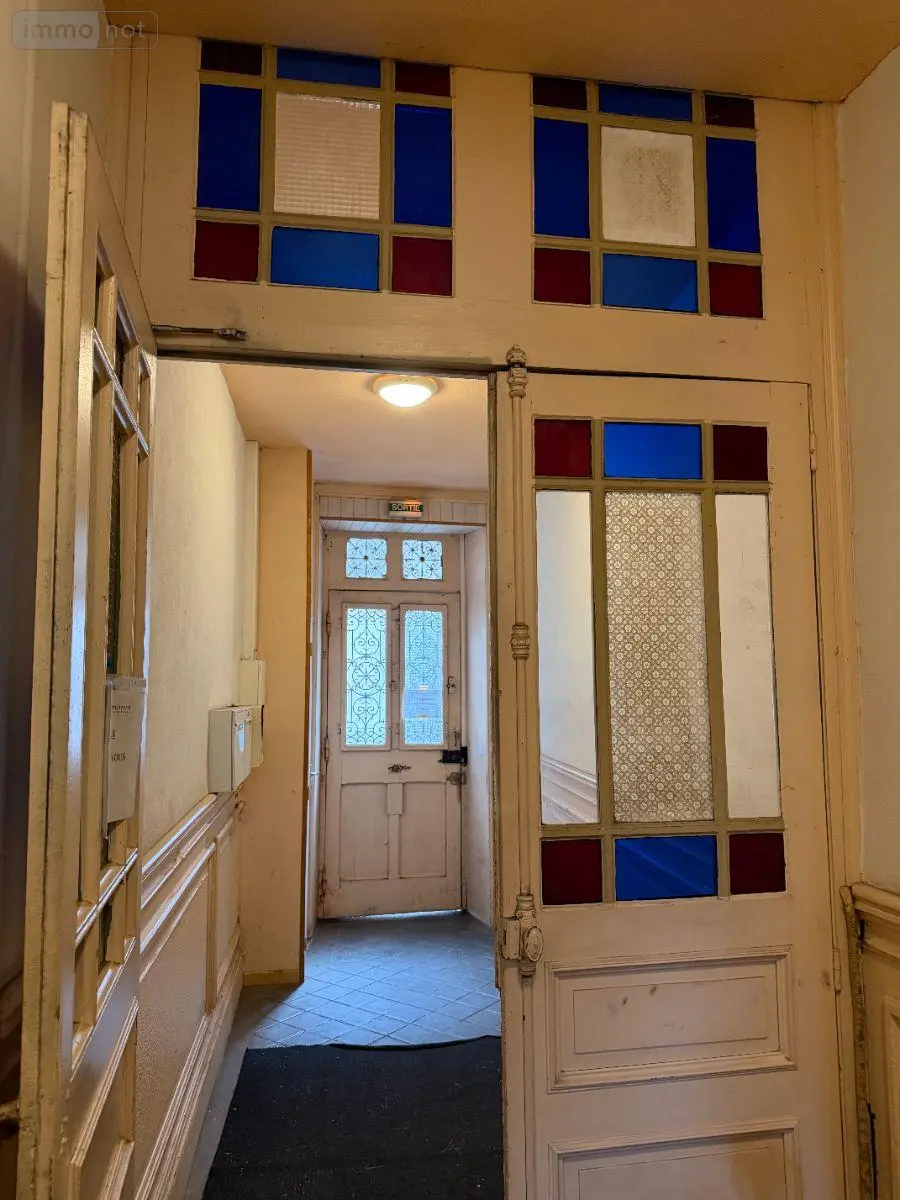 Immeuble de rapport a vendre Mauriac 15200 Cantal 15 243800 euros 15060/1307 002