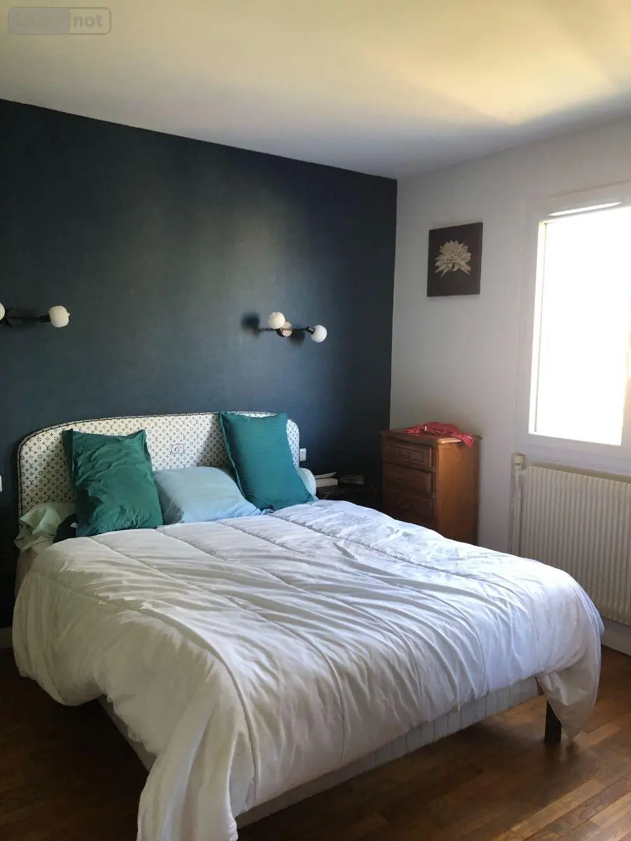 Maison a vendre Issoudun 36100 Indre 36 130 m2 5 pièces 241040 euros 11813/1556 010