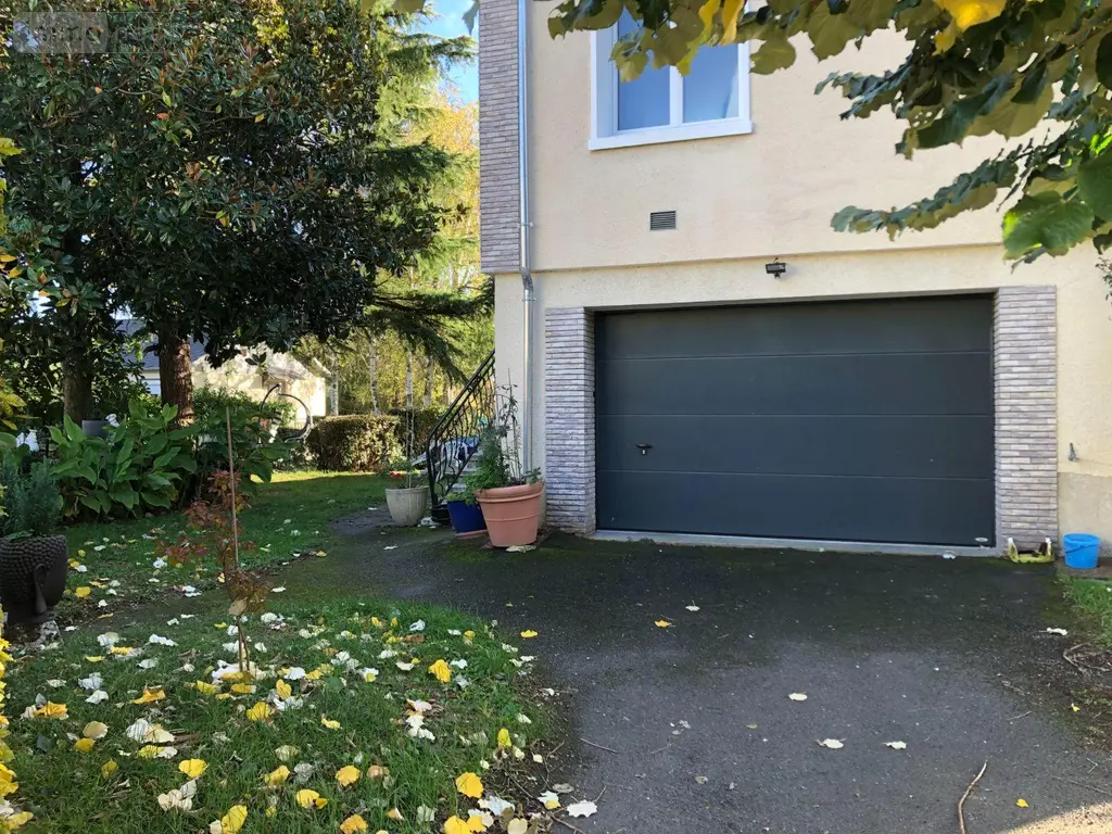 Maison a vendre Issoudun 36100 Indre 36 130 m2 5 pièces 241040 euros 11813/1556 015