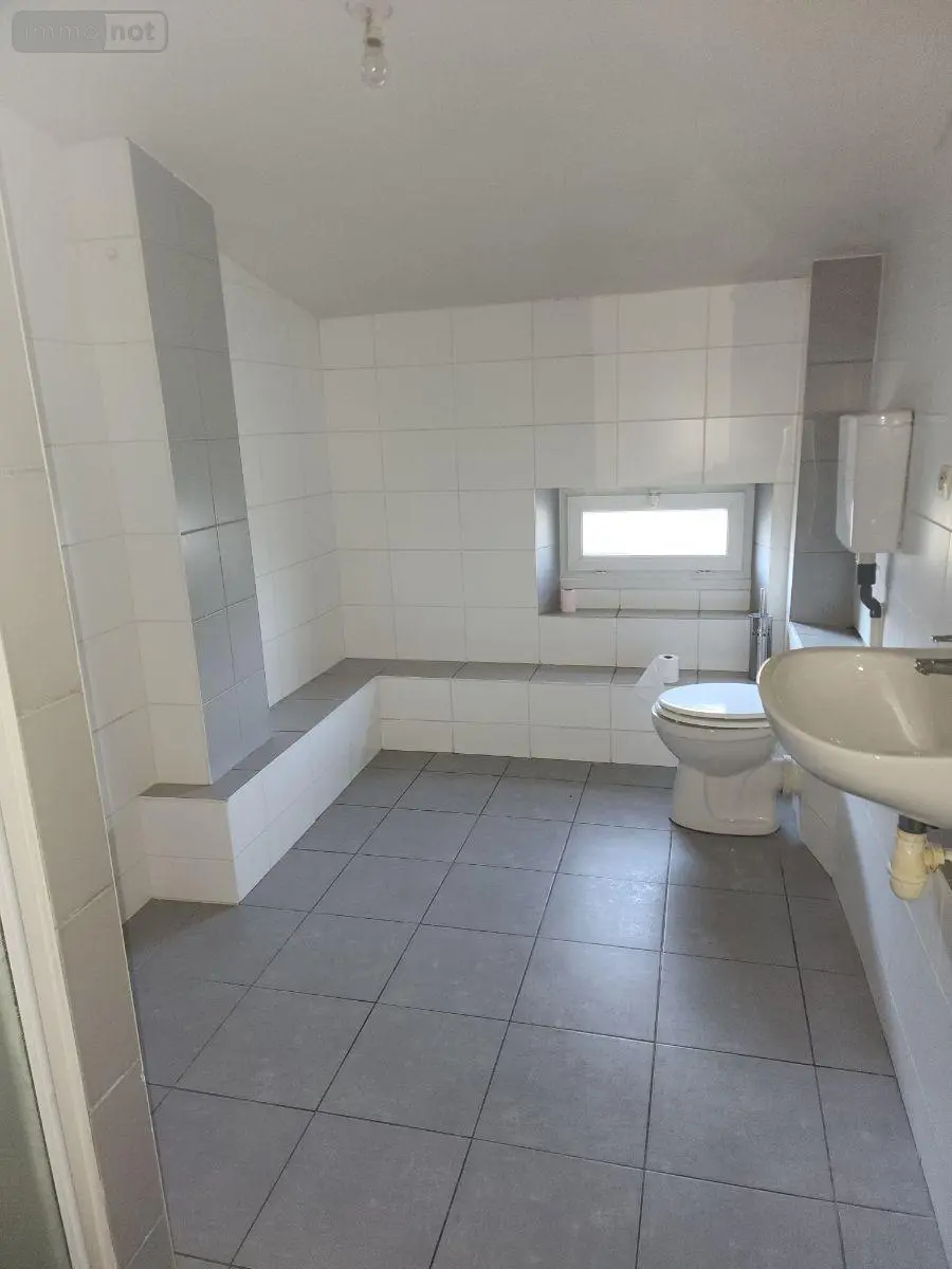 Location appartement Vitry-le-François 51300 Marne 51 71 m2 3 pièces 446 euros 51081/1004 006