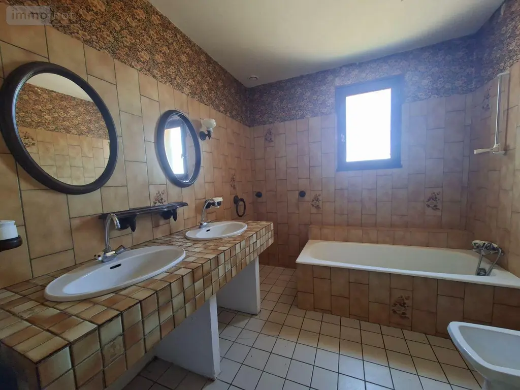 Maison a vendre Moutiers-sous-Argenton 79150 Deux-Sèvres 79 111 m2 4 pièces 127200 euros AGM 95*** 011