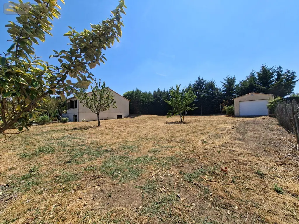 Maison a vendre Moutiers-sous-Argenton 79150 Deux-Sèvres 79 111 m2 4 pièces 127200 euros AGM 95*** 014