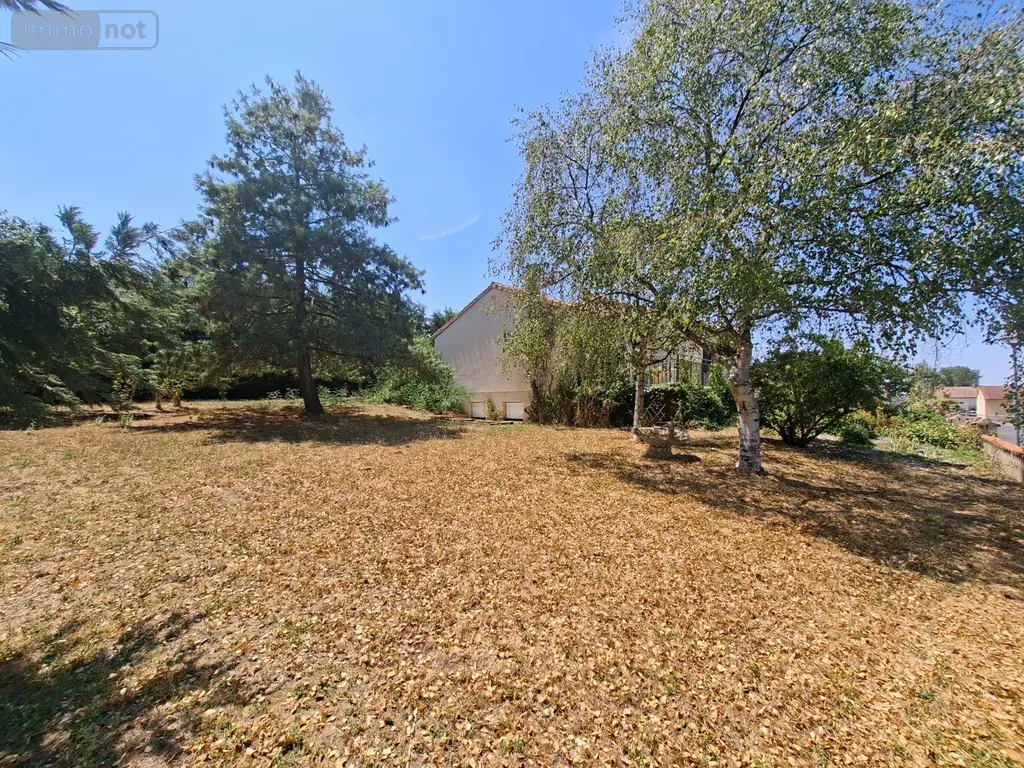 Maison a vendre Moutiers-sous-Argenton 79150 Deux-Sèvres 79 111 m2 4 pièces 127200 euros AGM 95*** 015