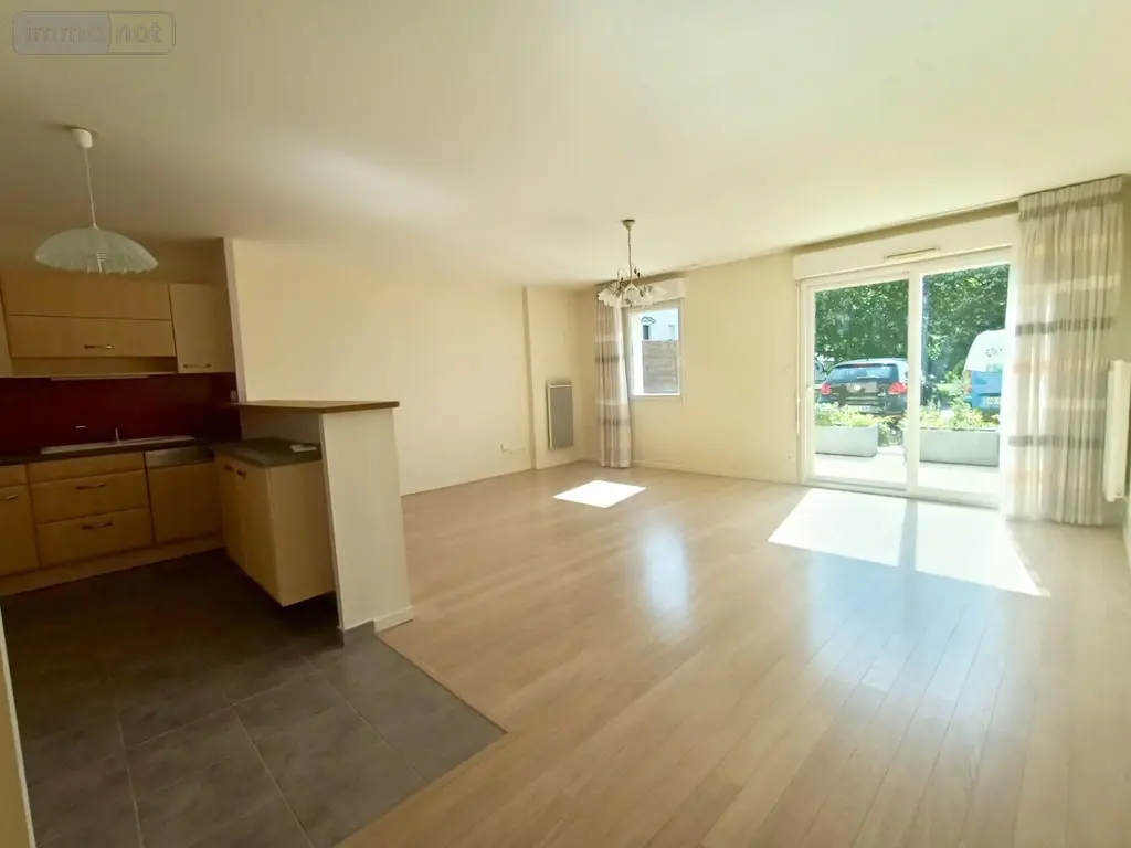 Appartement a vendre Bruz 35170 Ille-et-Vilaine 35 74 m2 3 pièces 199990 euros 35129-7161 001