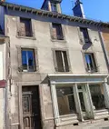 Immeuble de rapport a vendre Condat 15190 Cantal 15 173 m2 11 pièces 59900 euros 044/1236 001