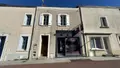 Immeuble de rapport a vendre Château-Gontier-sur-Mayenne 53200 Mayenne 53 120 m2 5 pièces 157200 euros 028/2393 002