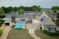 Fonds et murs commerciaux a vendre Pluherlin 56220 Morbihan 56 377 m2 13 pièces 988000 euros 152d 012