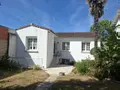 Maison a vendre Saintes 17100 Charente-Maritime 17 147 m2 8 pièces 374000 euros 17111-746 030