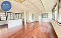 Fonds et murs commerciaux a vendre Rennes 35000 Ille-et-Vilaine 35 68 m2 2 pièces 271856 euros 35056-1604 003