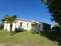 Maison a vendre Pessines 17810 Charente-Maritime 17 132 m2 6 pièces 325000 euros 17111-693 026
