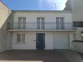 Maison a vendre Saintes 17100 Charente-Maritime 17 147 m2 8 pièces 374000 euros 17111-746 006