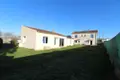 Maison a vendre Saintes 17100 Charente-Maritime 17 135 m2 6 pièces 344000 euros 17111-631 022