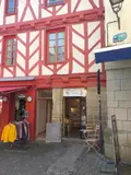 Fonds et murs commerciaux a vendre Vannes 56000 Morbihan 56 14 m2 1 pièce 114672 euros 56005-912 002