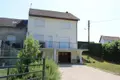 Viager maison Cusset 03300 Allier 03 135 m2 6 pièces 100440 euros 63022-12 022
