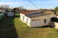 Maison a vendre Saintes 17100 Charente-Maritime 17 135 m2 6 pièces 344000 euros 17111-631 038