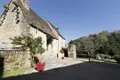 Propriete a vendre Prats-de-Carlux 24370 Dordogne 24 200 m2 10 pièces 212000 euros 135 002