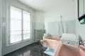Appartement a vendre Paris 8e Arrondissement 75008 Paris 75 93 m2 3 pièces 987920 euros 3 PIECES + SERVICE  BD BATIGNOLLES  016