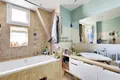 Appartement a vendre Paris 16e Arrondissement 75016 Paris 75 68 m2 3 pièces 682500 euros DHCR 011