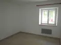 Location maison Vasselay 18110 Cher 18 62 m2 2 pièces 516 euros 142021M 006