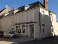 Fonds et murs commerciaux a vendre Saint-Gaultier 36800 Indre 36 116600 euros 037/2042 001