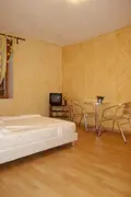 Fonds et murs commerciaux a vendre Charbonnières 71260 Saône-et-Loire 71 192 m2 7 pièces 215000 euros MU 17 011