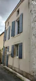 Immeuble de rapport a vendre Dampierre-sur-Boutonne 17470 Charente-Maritime 17 106 m2 147300 euros MR9819 014