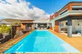 Maison a vendre Saint-Paul 97434 La Réunion 974 200 m2 5 pièces 1490000 euros MTLE 001