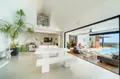Maison a vendre Saint-Paul 97434 La Réunion 974 200 m2 5 pièces 1490000 euros MTLE 006