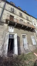 Immeuble de rapport a vendre Murat 15300 Cantal 15 450 m2 106000 euros FG/2498 022