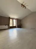 Location fonds et murs commerciaux Crêches-sur-Saône 71680 Saône-et-Loire 71 129 m2 3 pièces 1080 euros LC 515 005