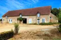 Maison a vendre Primelles 18400 Cher 18 192 m2 9 pièces 272480 euros 11813/1539 013