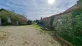 Propriete a vendre Nueil-les-Aubiers 79250 Deux-Sèvres 79 193 m2 10 pièces 271700 euros AGM 105* 018