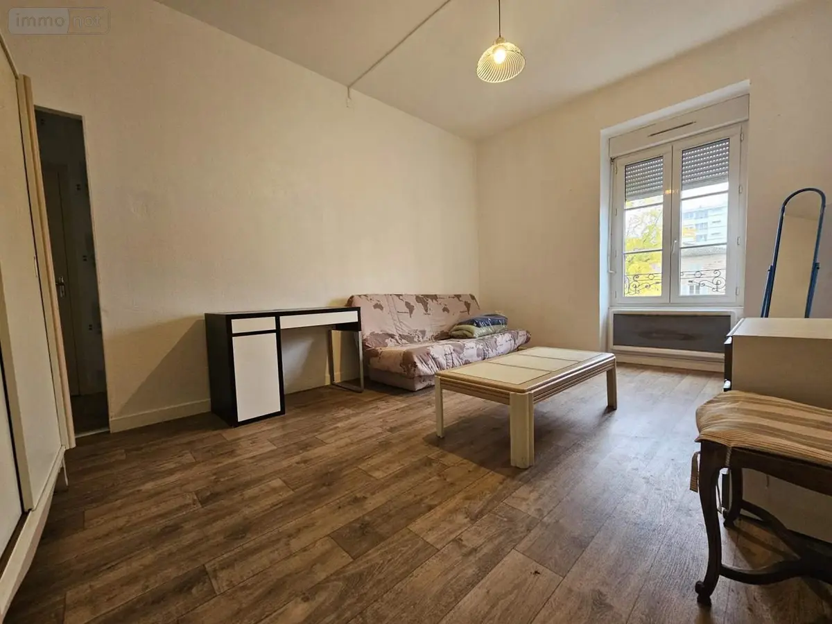 Location appartement Mâcon 71000 Saône-et-Loire 71 29 m2 1 pièce 430 euros 008/2341 001