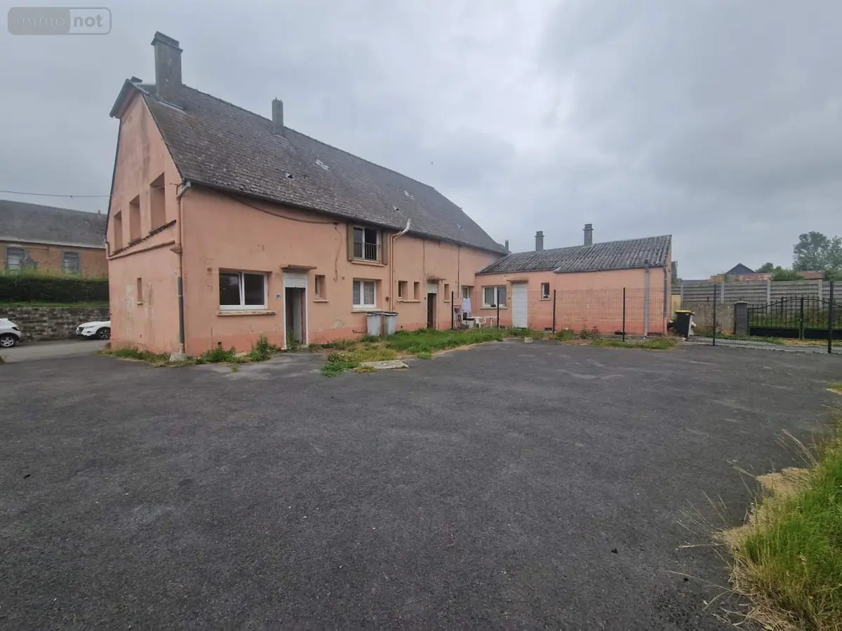 Immeuble de rapport a vendre La Neuville-lès-Dorengt 02450 Aisne 02 297 m2 13 pièces 116500 euros 087/3119 001