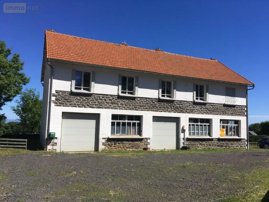 Immeuble de rapport a vendre Paulhac 15430 Cantal 15 113 m2 6 pièces 96000 euros 044/1081 001