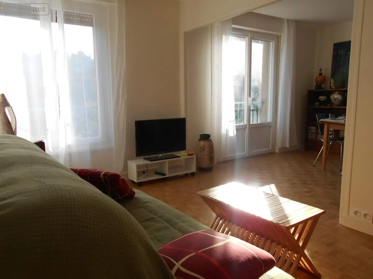 Appartement a vendre Dinan 22100 Côtes-d'Armor 22 60 m2 4 pièces 184080 euros 038/276 001
