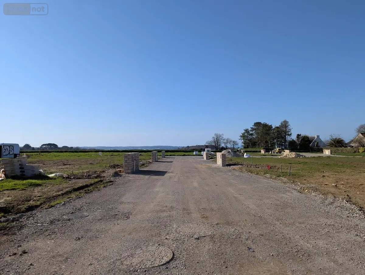 Terrain a batir a vendre Kerlaz 29100 Finistère 29 479 m2 61929 euros 011/176 001