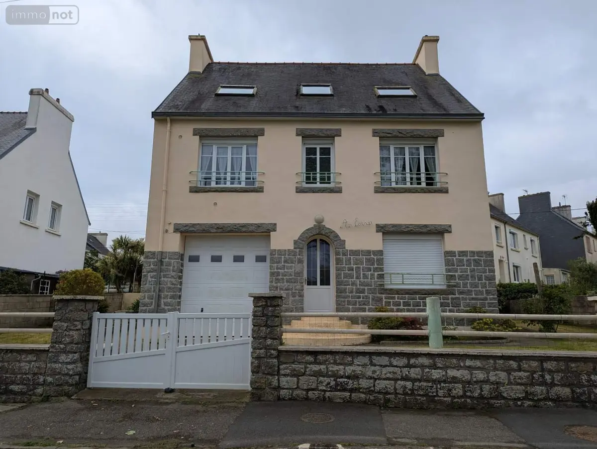 Maison a vendre Douarnenez 29100 Finistère 29 131 m2 8 pièces 246750 euros 011/237 001