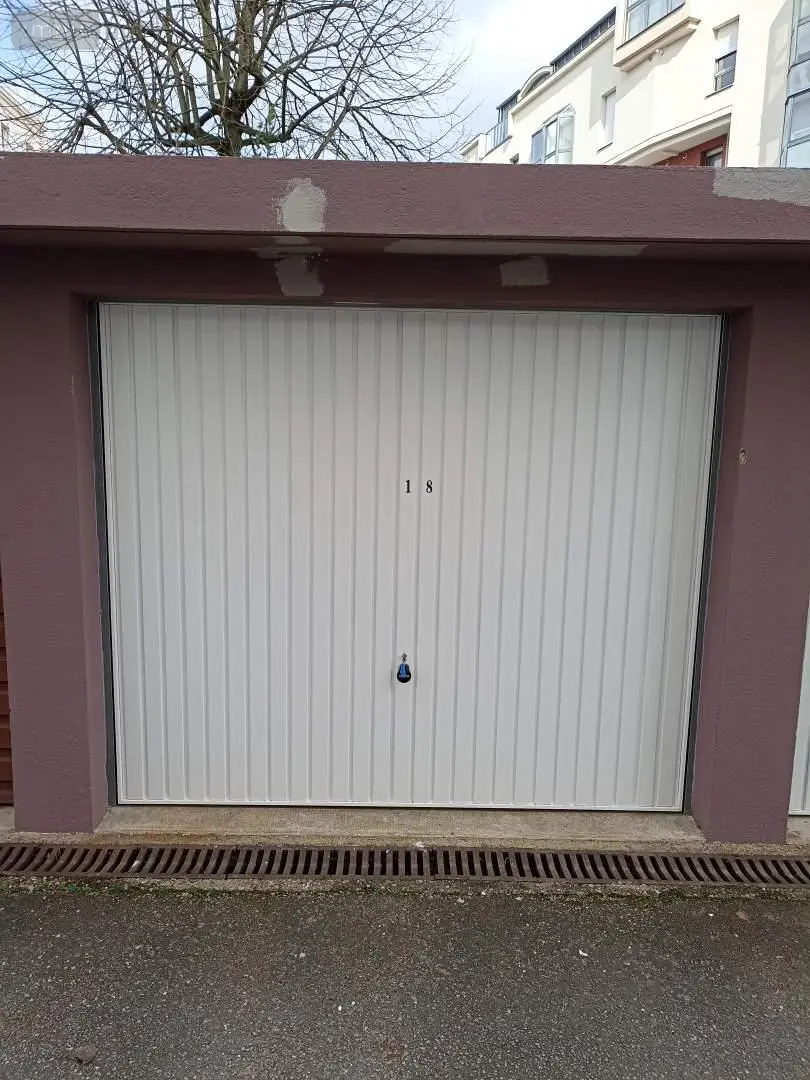 Location garage et parking Rennes 35000 Ille-et-Vilaine 35 1 pièce 75 euros 006/2050 001