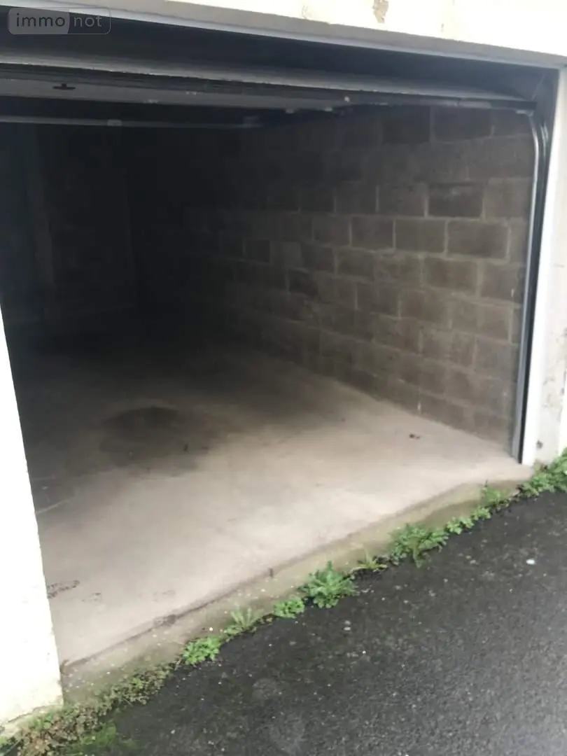 Location garage et parking Rennes 35000 Ille-et-Vilaine 35 1 pièce 90 euros 006/2226 001