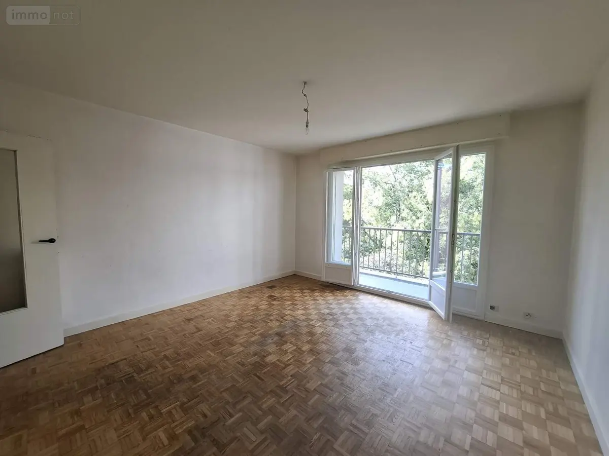 Appartement a vendre Rennes 35000 Ille-et-Vilaine 35 47 m2 2 pièces 106000 euros 006/2308 001