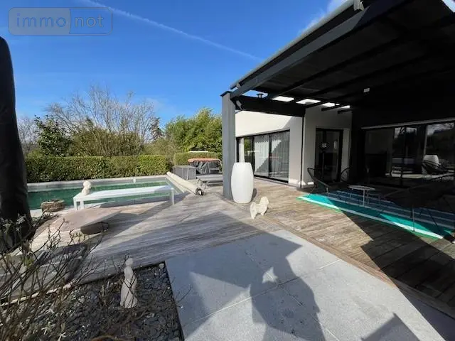 Maison a vendre Saint-Grégoire 35760 Ille-et-Vilaine 35 220 m2 8 pièces 1257600 euros 008/3071 001