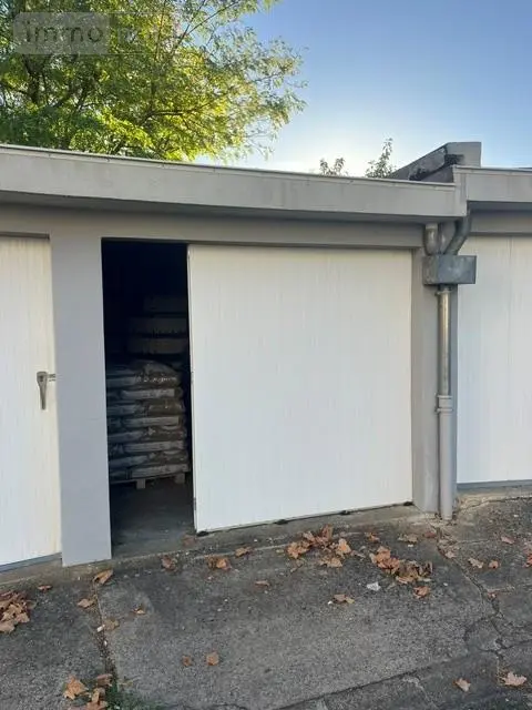 Garage et parking a vendre Rennes 35000 Ille-et-Vilaine 35 1 pièce 23000 euros 008/3114 001