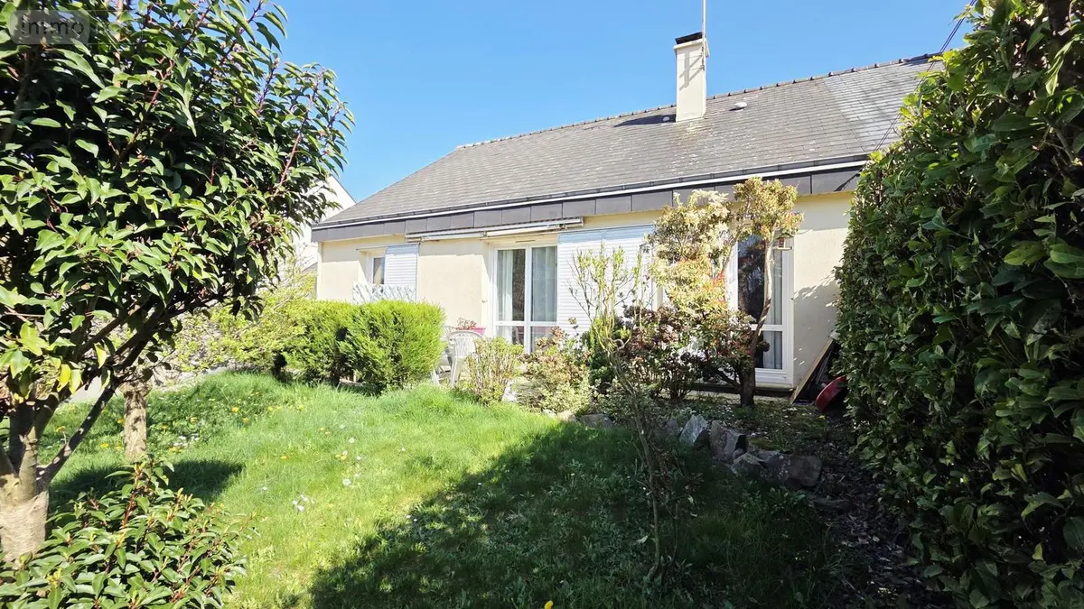 Maison a vendre Noyal-sur-Vilaine 35530 Ille-et-Vilaine 35 102 m2 5 pièces 229000 euros 019/5367 MCB 001