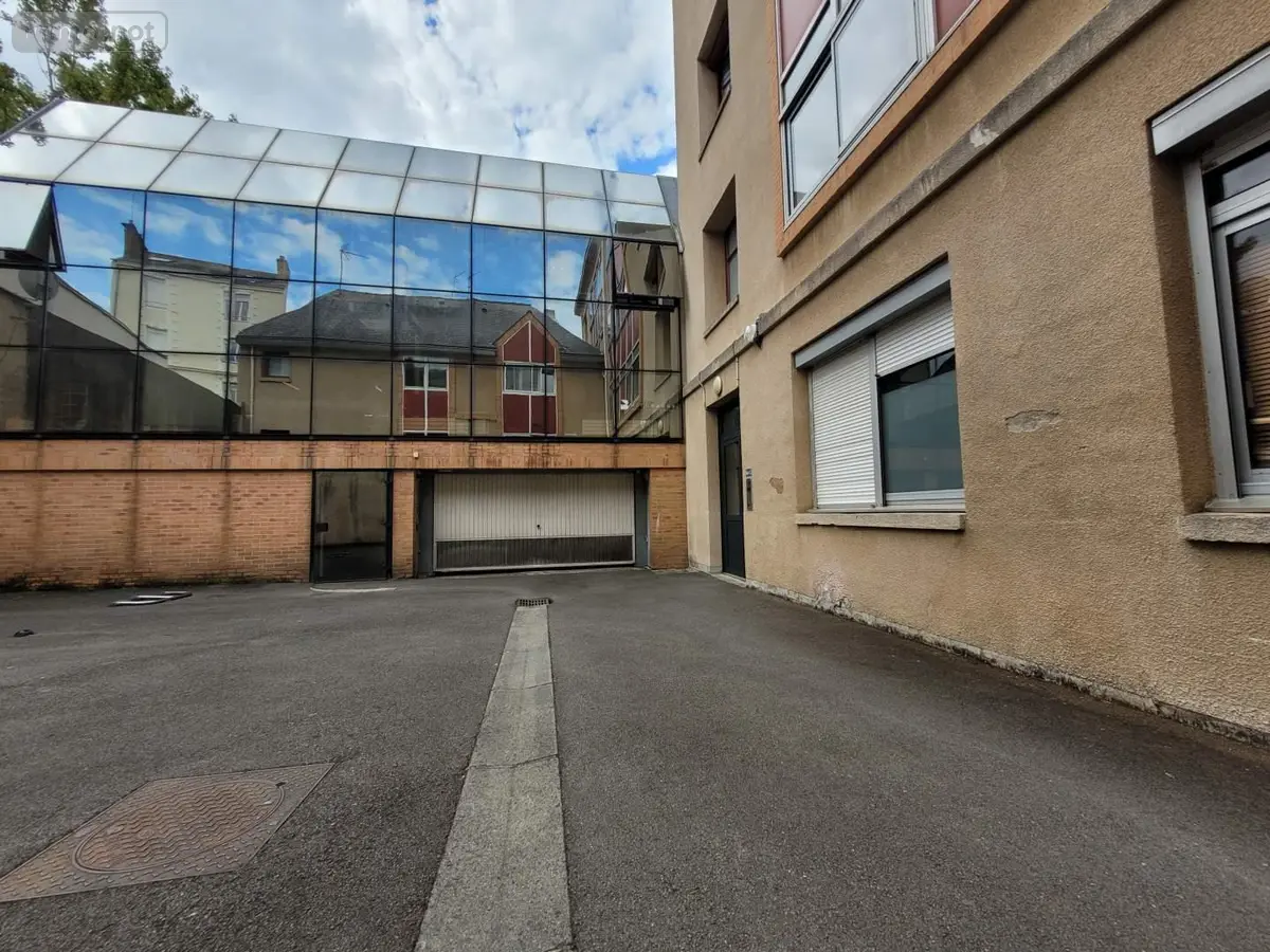 Appartement a vendre Rennes 35000 Ille-et-Vilaine 35 27 m2 1 pièce 124970 euros 019/5514 JLL 001