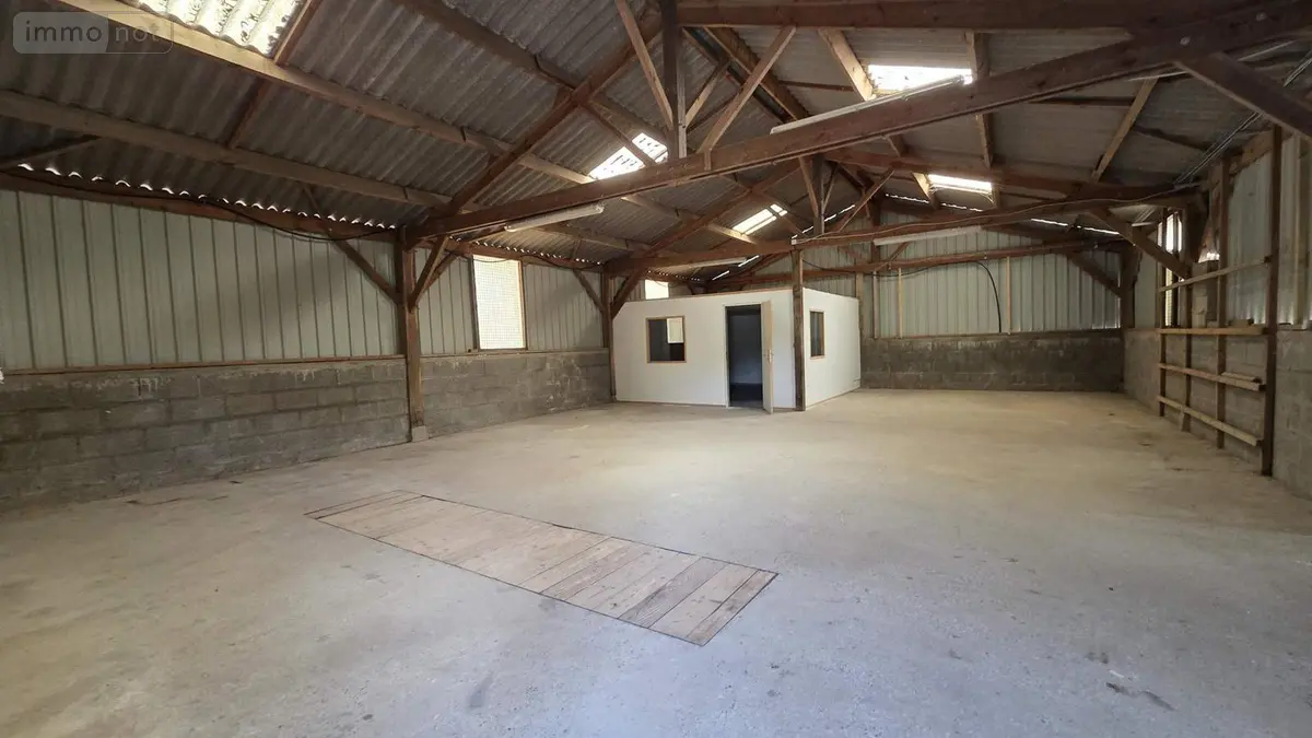 Location fonds et murs commerciaux Acigné 35690 Ille-et-Vilaine 35 149 m2 2 pièces 700 euros 019/5605 MCB 001